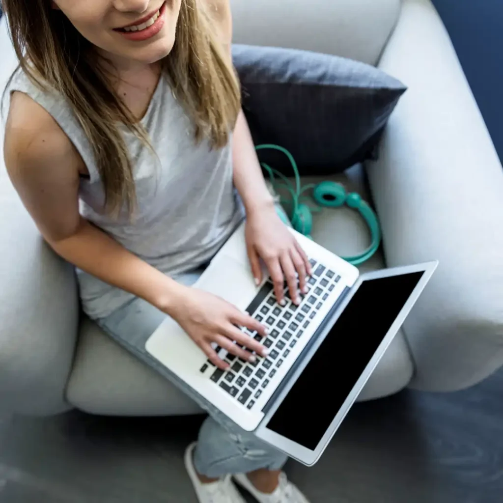Limpiar un sofá de tela: trucos, costos y recomendaciones internet-consejos-limpieza-de-sofás
